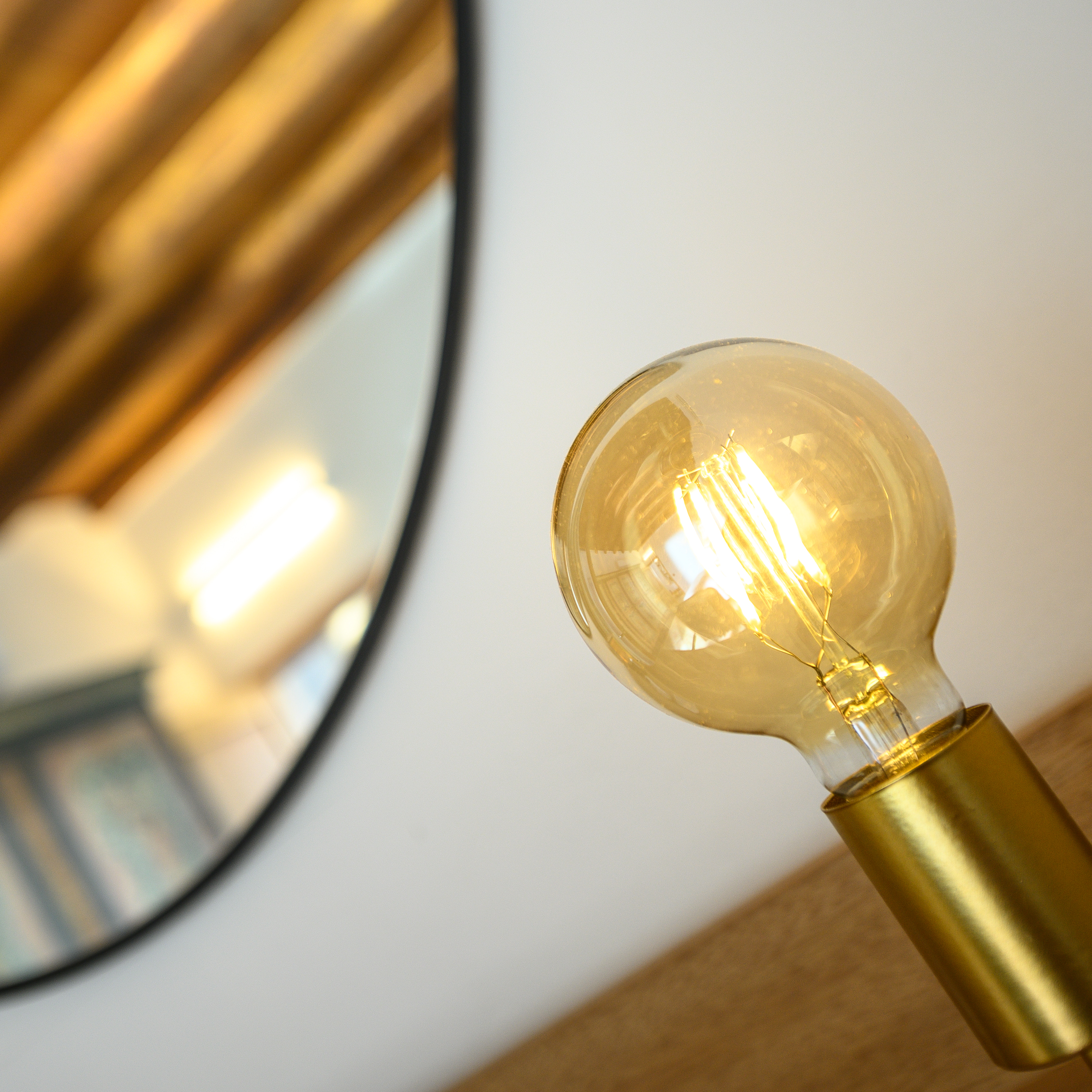 Dettaglio di una lampada della camera Scirocco